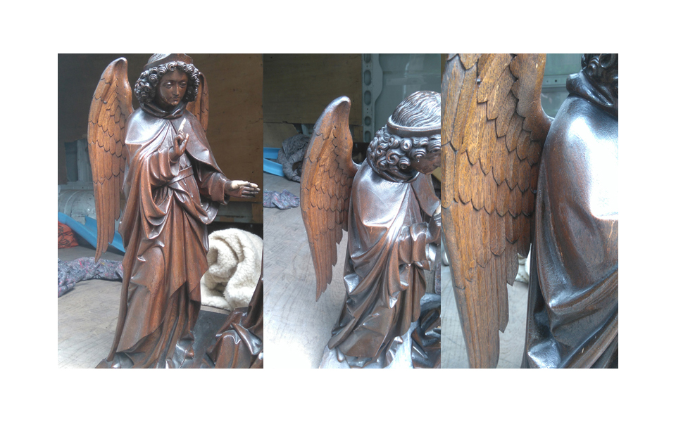 Dieser Engel erhält einen nagelneuen rechten Flügel mit exakt nach dem Vorbild gearbeiteter Federstruktur.